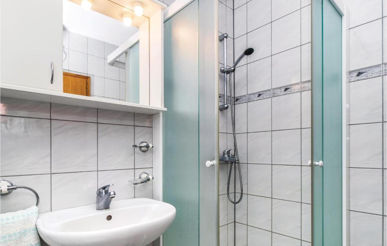 2 Bedroom Amazing Apartment In スペタル エクステリア 写真